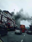 是后面的啤酒鱼小排挡